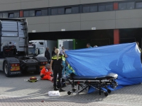 20161407 Vrouw ernstig gewond bij ongeluk Handelsweg Ridderkerk Tstolk 002