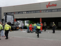 20161407 Vrouw ernstig gewond bij ongeluk Handelsweg Ridderkerk Tstolk