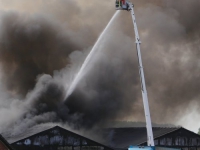 20161006 2000 varkens omgekomen bij grote brand in varkenssstallen Kruisland Tstolk 004