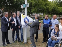 20162209 Onthulling van WhatsApp-buurtpreventieborden Platanenlaan Papendrecht Tstolk 001