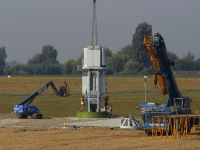 20161309 Eerste windmolen wordt geplaatst Wieldrechtse zeedijk Dordrecht Tstolk