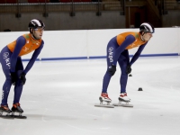 20152001-Nederlands-Shorttrack-rijdt-zich-warm-Sportboulevard-Dordrecht-Tstolk-007_resize