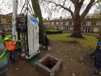 20162111 Oude waterput weer terug op zijn plek Arends Maartenshof Dordrecht Tstolk 003