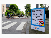 03062024-Rij-niet-te-hard-is-feen-Mario-Kart-Singel-Dordrecht-Stolkfotografie