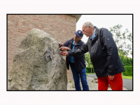 30052024-RTV-Drente-maakt-zomerprogramma-Keigoedeverhalen-met-Loe-Baan-bij-de-geschonken-Kei-Begraafplaats-Essenhof-Dordrecht-Stolkfotografie-001