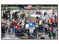 15062024-Honderden-mensen-lopen-mee-als-protest-tegen-Chemours-Dordrecht-Stolkfotografie-016